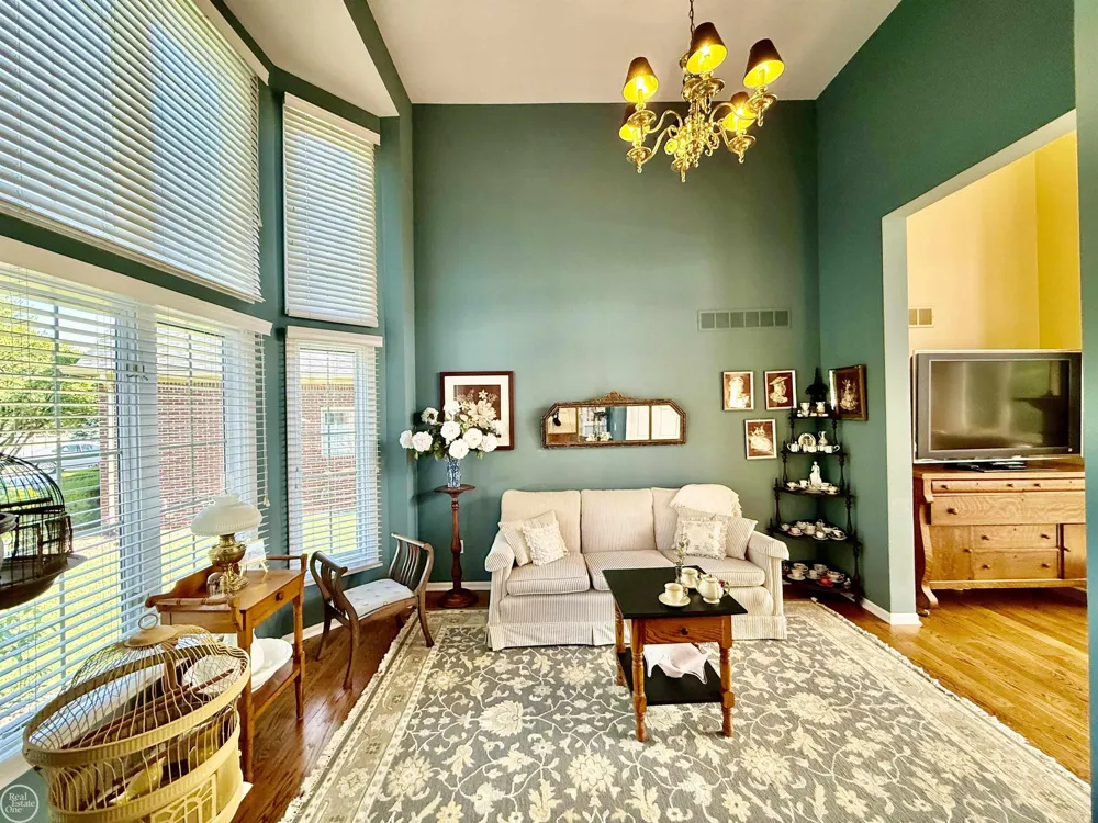 54828 Danielle Street New Baltimore City, MI 48047