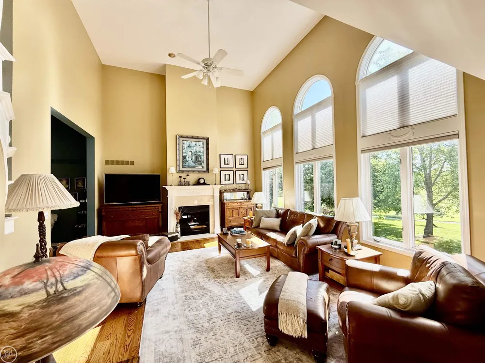 54828 Danielle Street New Baltimore City, MI 48047