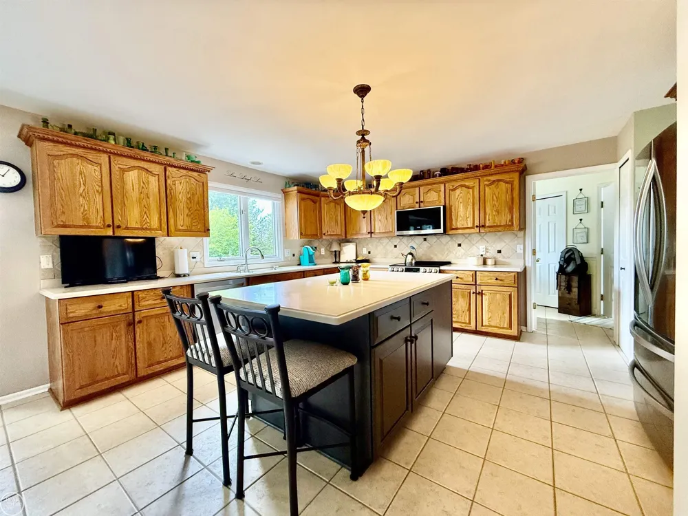 54828 Danielle Street New Baltimore City, MI 48047