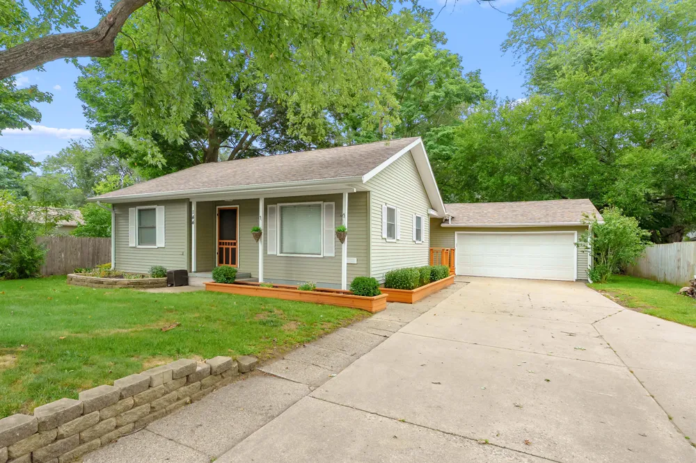 144 Floral Avenue Plainwell City, MI 49080