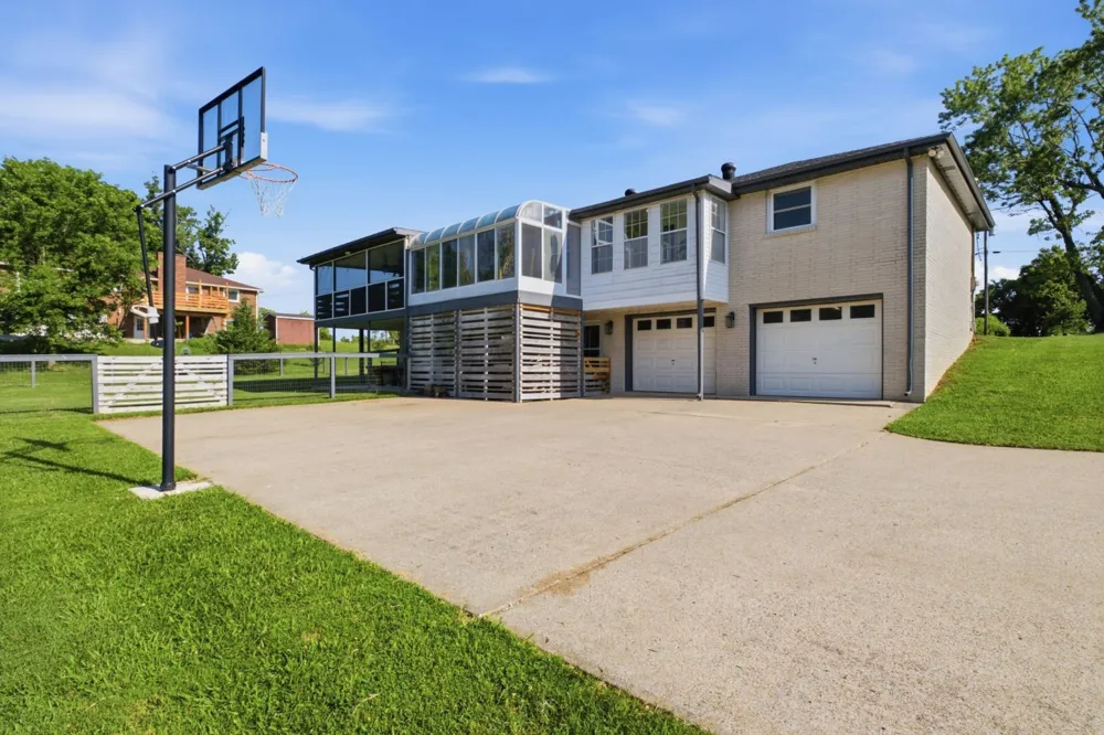 79 Hill St E Mount Juliet, TN 37122