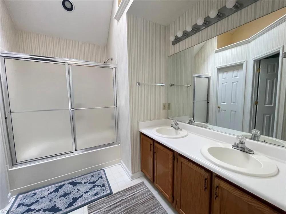 3 Planters Wood Trail Greensboro, NC 27407