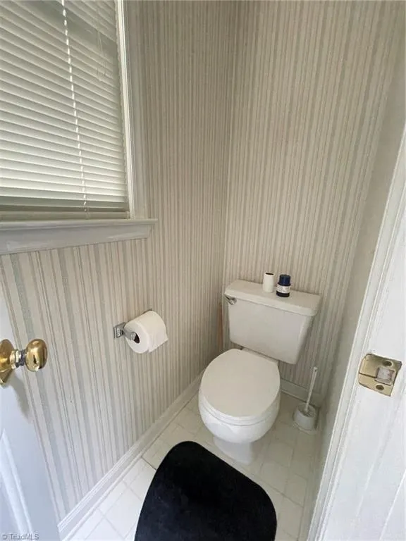 3 Planters Wood Trail Greensboro, NC 27407