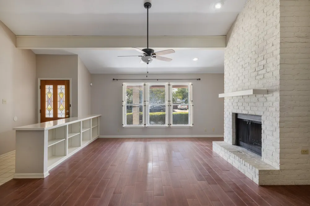 11133 Pinehurst #B Drive #B Austin, TX 78747