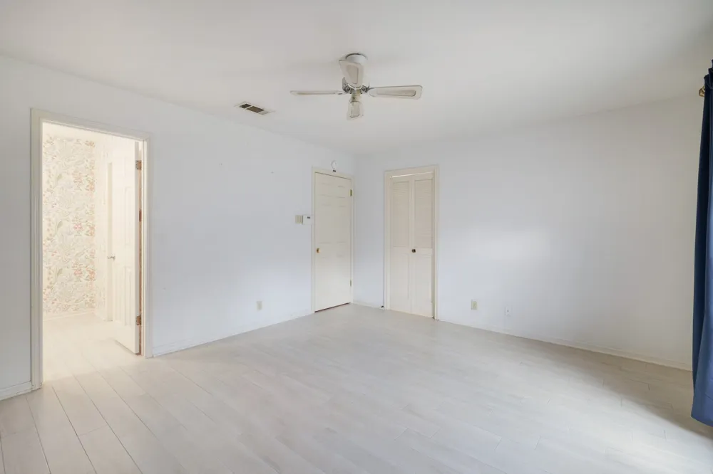 11133 Pinehurst #B Drive #B Austin, TX 78747