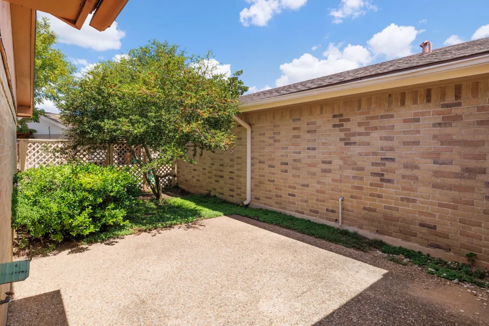 11133 Pinehurst #B Drive #B Austin, TX 78747