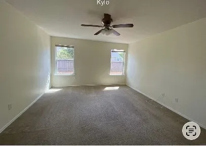 940 Goldenrod Street Kyle, TX 78640