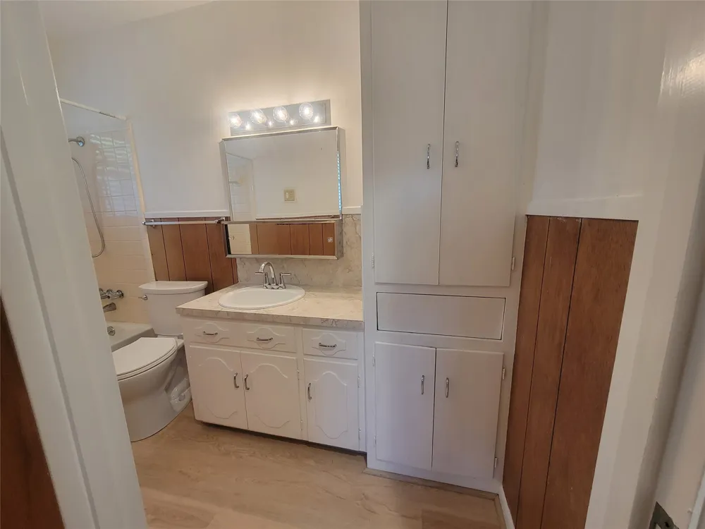 5804 Nassau Drive #A Austin, TX 78723
