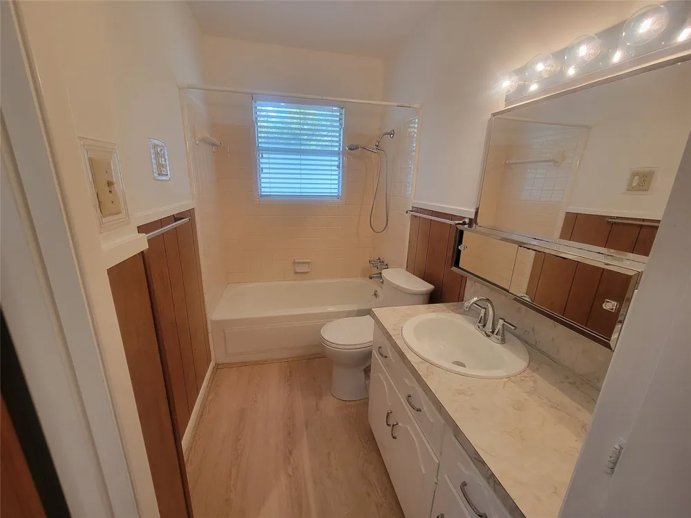 5804 Nassau Drive #A Austin, TX 78723