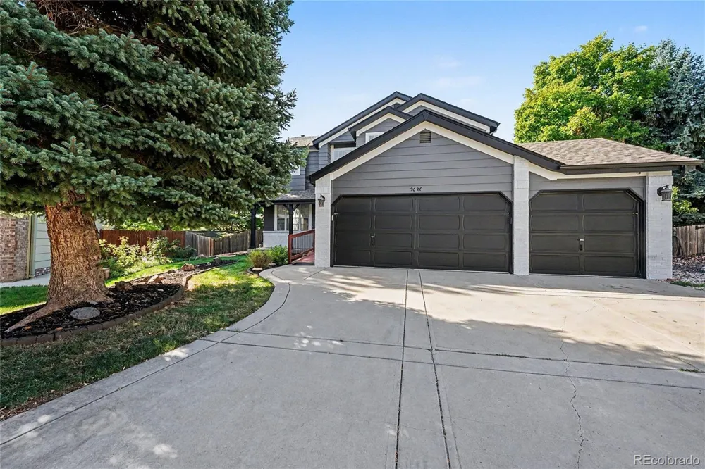 9026 W Remington Place Littleton, CO 80128