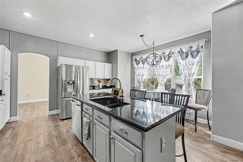 9026 W Remington Place Littleton, CO 80128