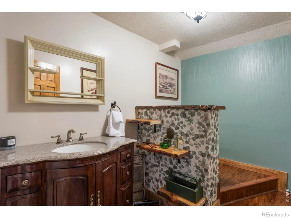 2360 95th Street Boulder, CO 80301