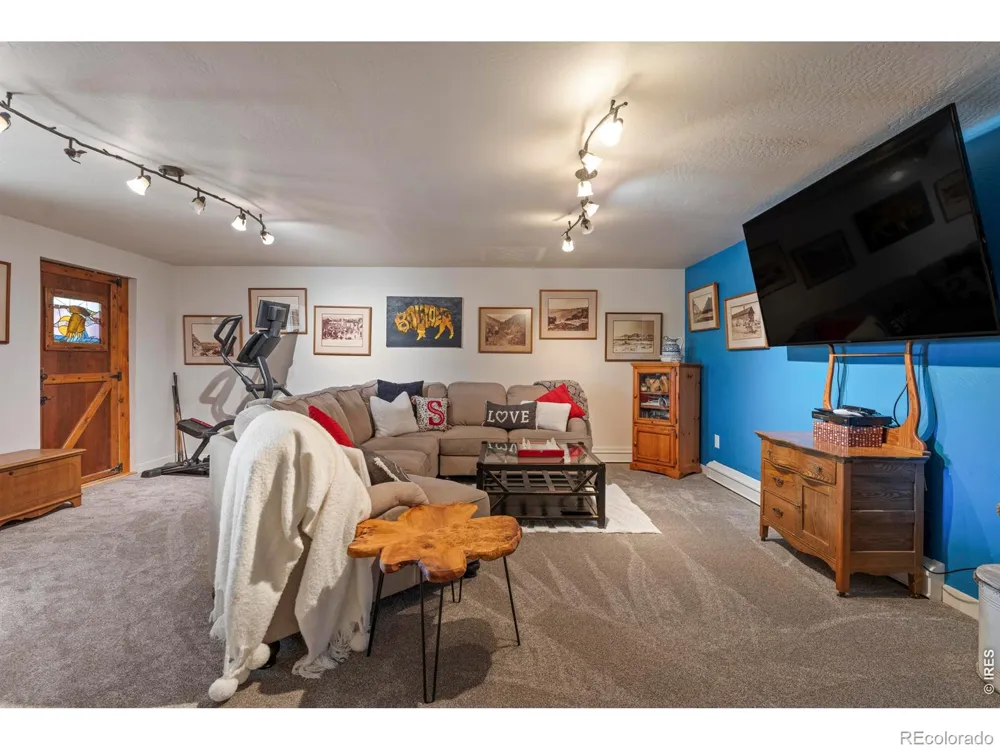2360 95th Street Boulder, CO 80301
