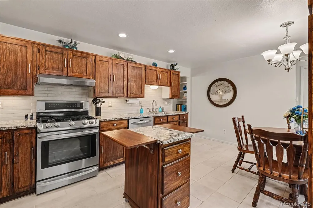 7034 Ingalls Court Arvada, CO 80003