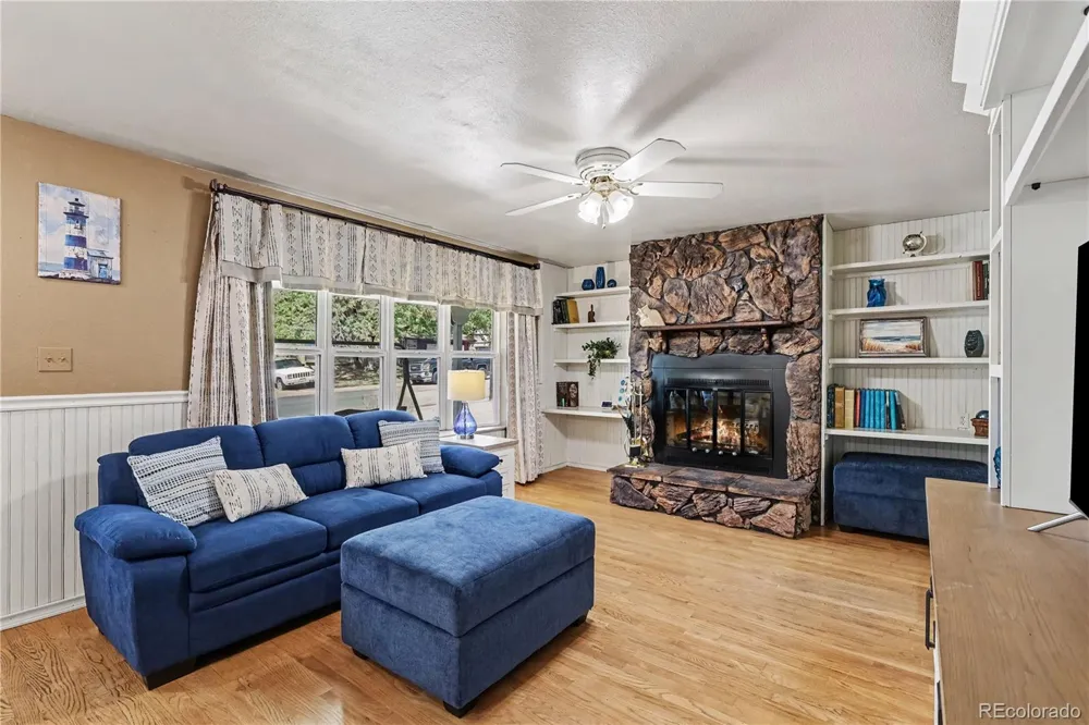 7034 Ingalls Court Arvada, CO 80003
