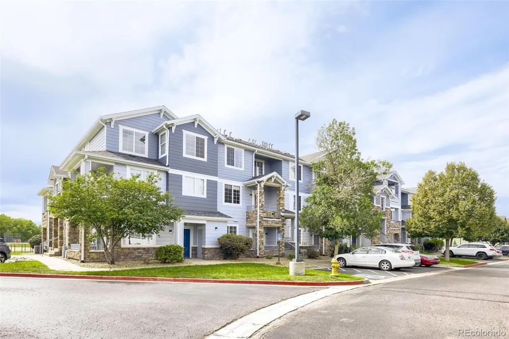 5255 Memphis Street #319 Denver, CO 80239