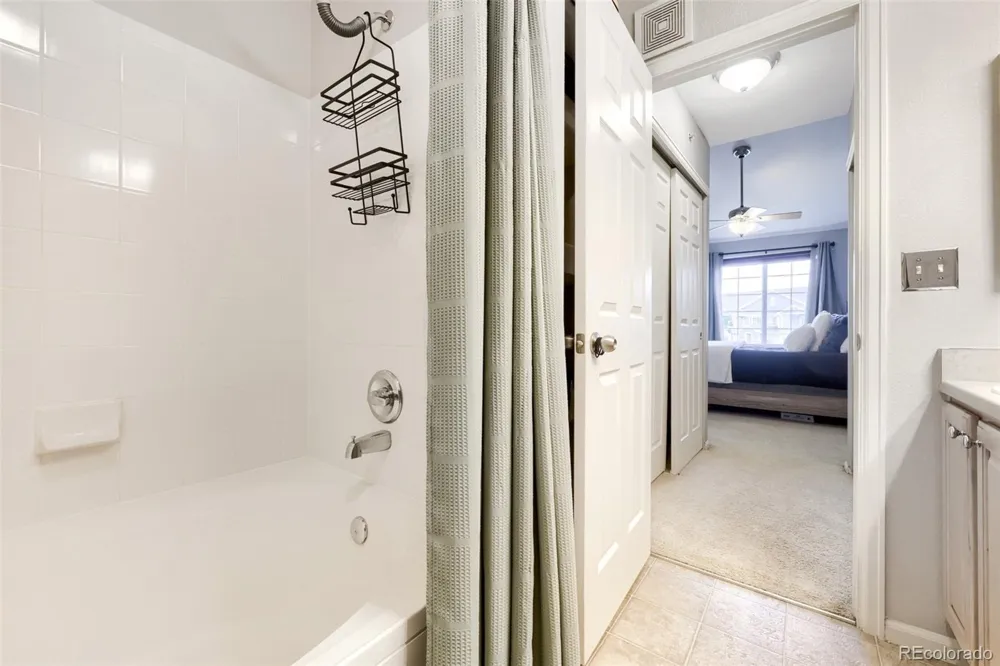 5255 Memphis Street #319 Denver, CO 80239