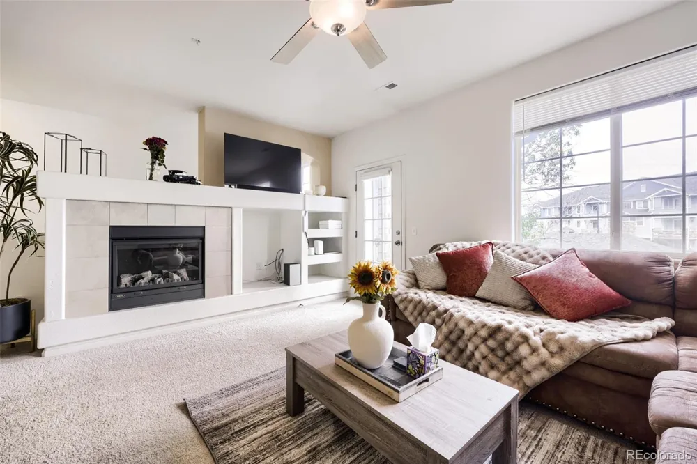5255 Memphis Street #319 Denver, CO 80239