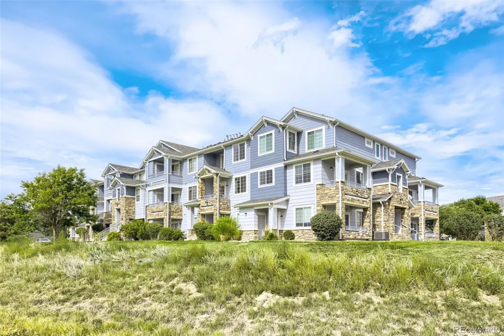 5255 Memphis Street #319 Denver, CO 80239