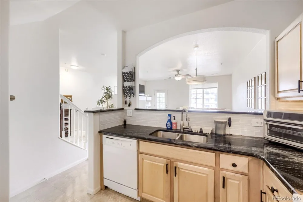 5255 Memphis Street #319 Denver, CO 80239
