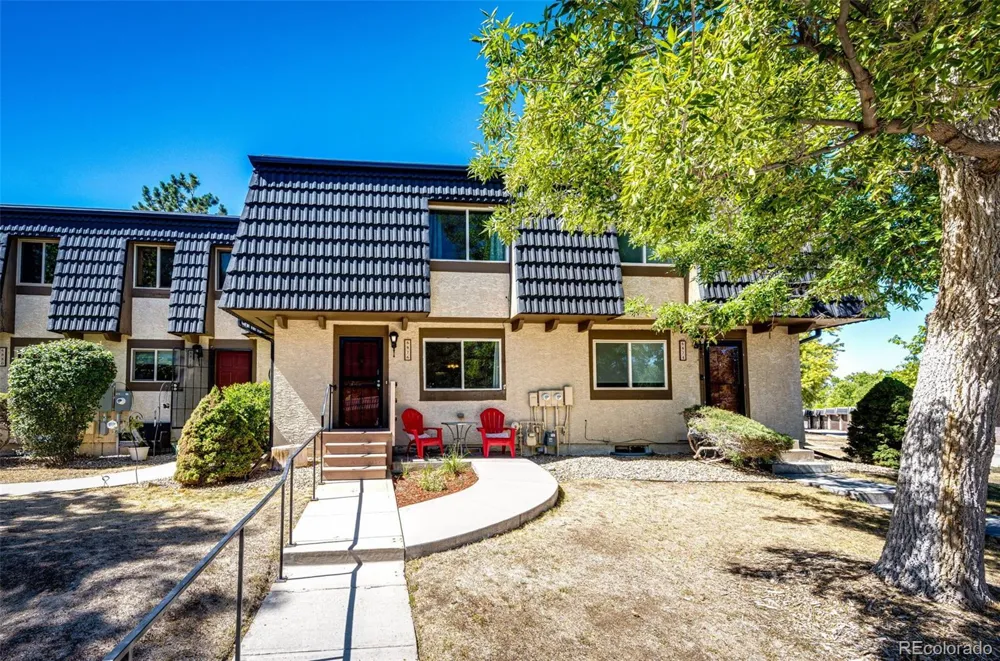 6876 S Broadway Centennial, CO 80122