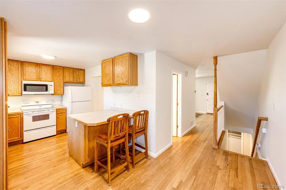 6876 S Broadway Centennial, CO 80122