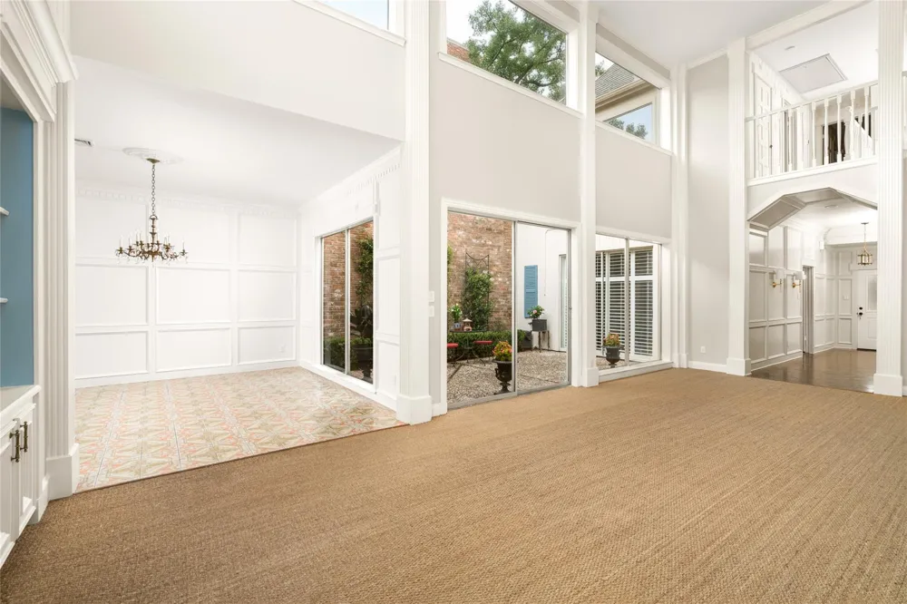9338 Briar Forest Drive Houston, TX 77063