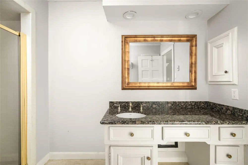 9338 Briar Forest Drive Houston, TX 77063