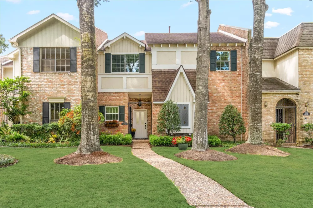 9338 Briar Forest Drive Houston, TX 77063