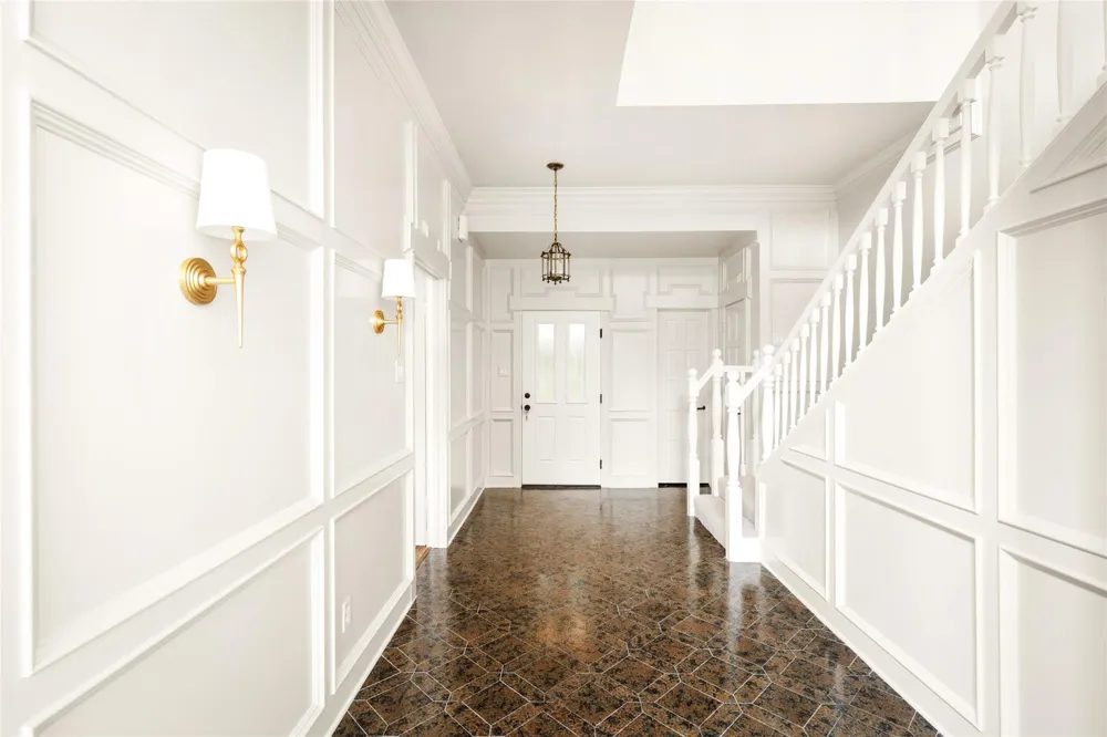 9338 Briar Forest Drive Houston, TX 77063