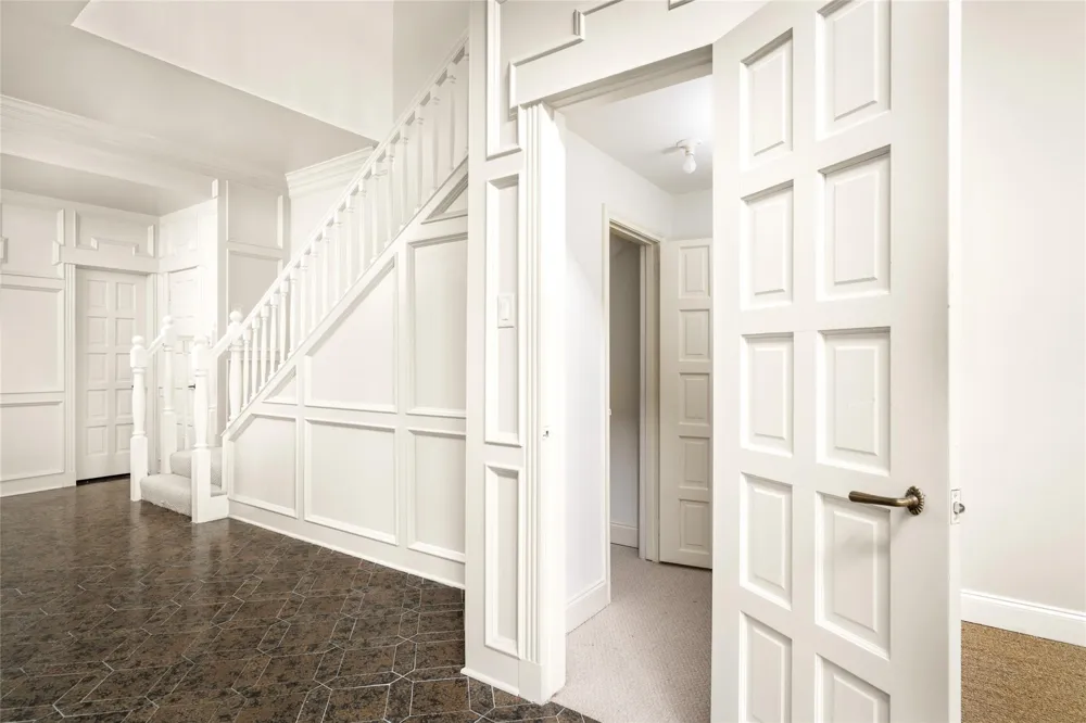 9338 Briar Forest Drive Houston, TX 77063