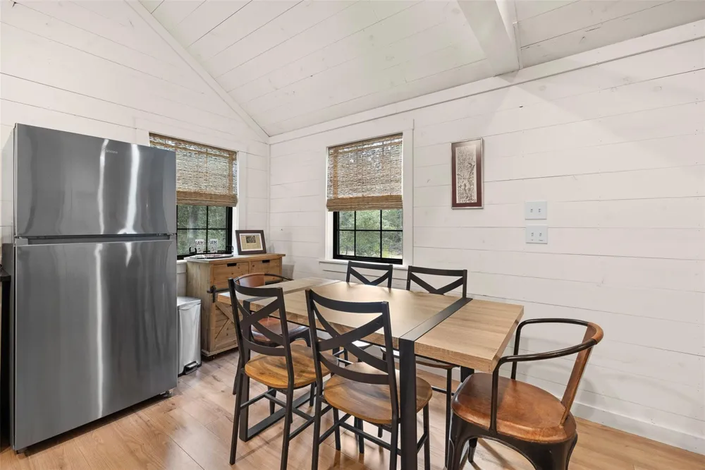 13565 County Road 274 Somerville, TX 77879