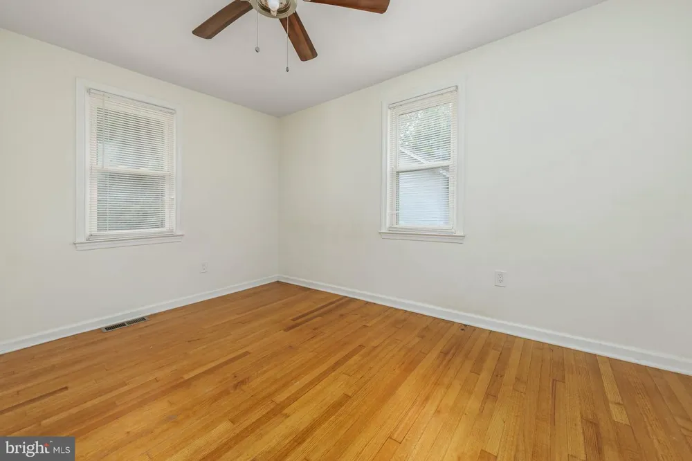 165 ROUTE 130 Pedricktown, NJ 08067