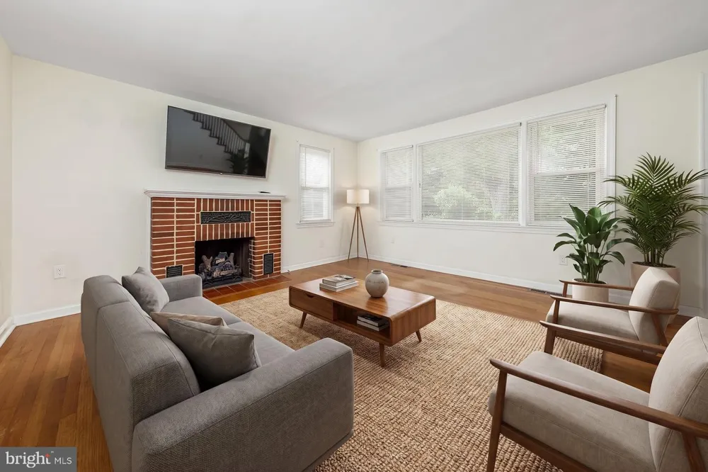 165 ROUTE 130 Pedricktown, NJ 08067