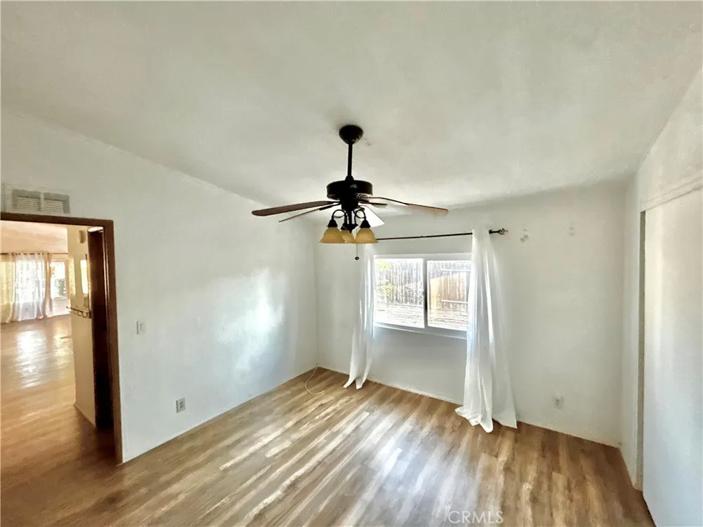 19036 Panther Ave Adelanto, CA 92301