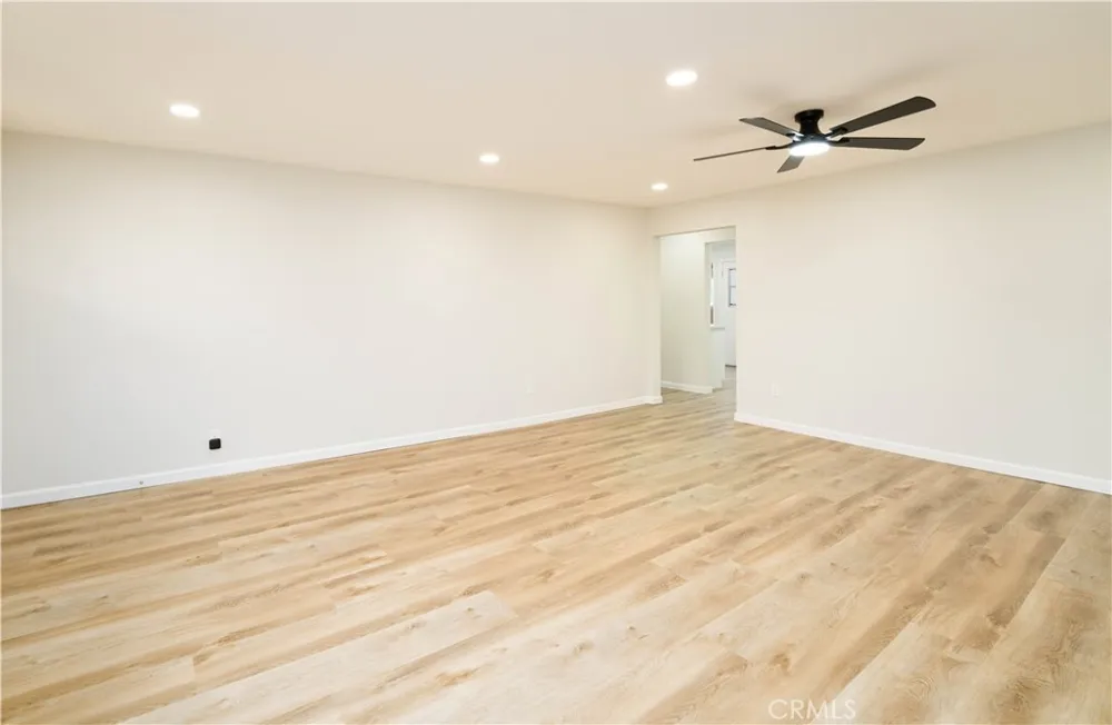 1758 Manor Vista, CA 92084