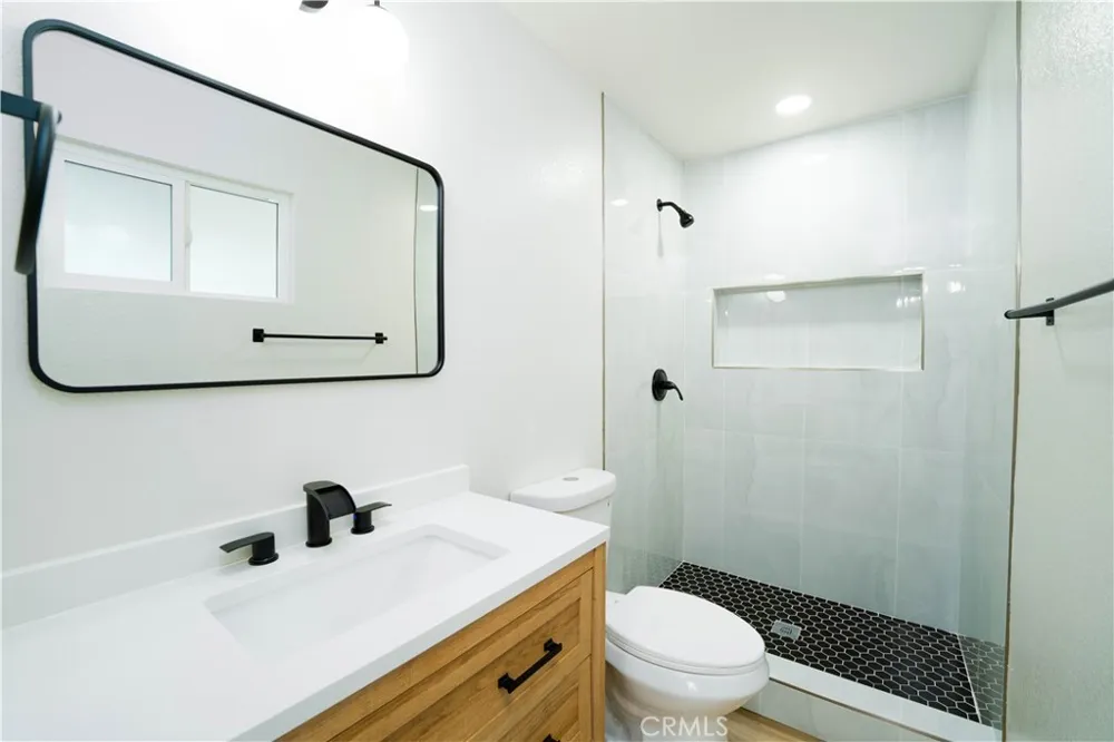1758 Manor Vista, CA 92084