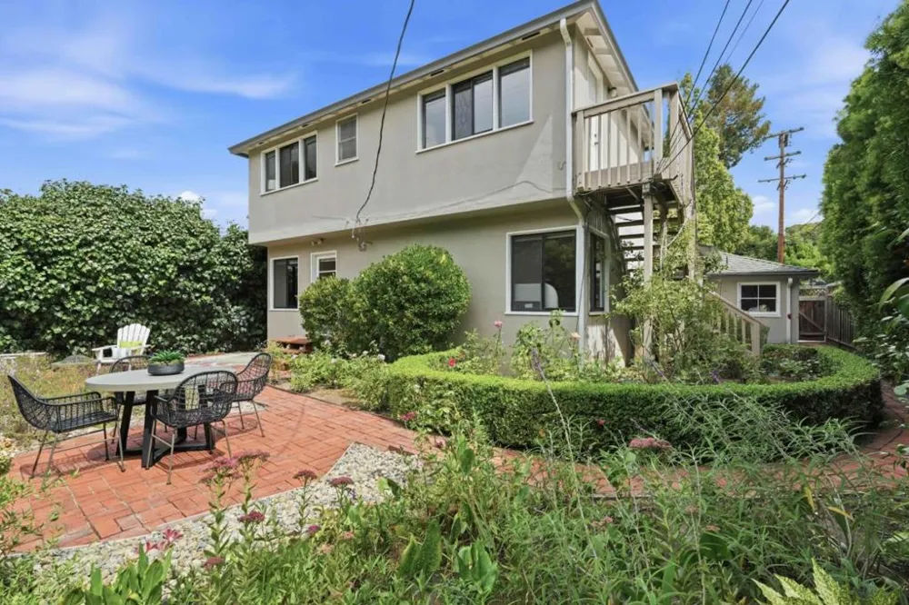 1037 Del Norte Avenue Menlo Park, CA 94025