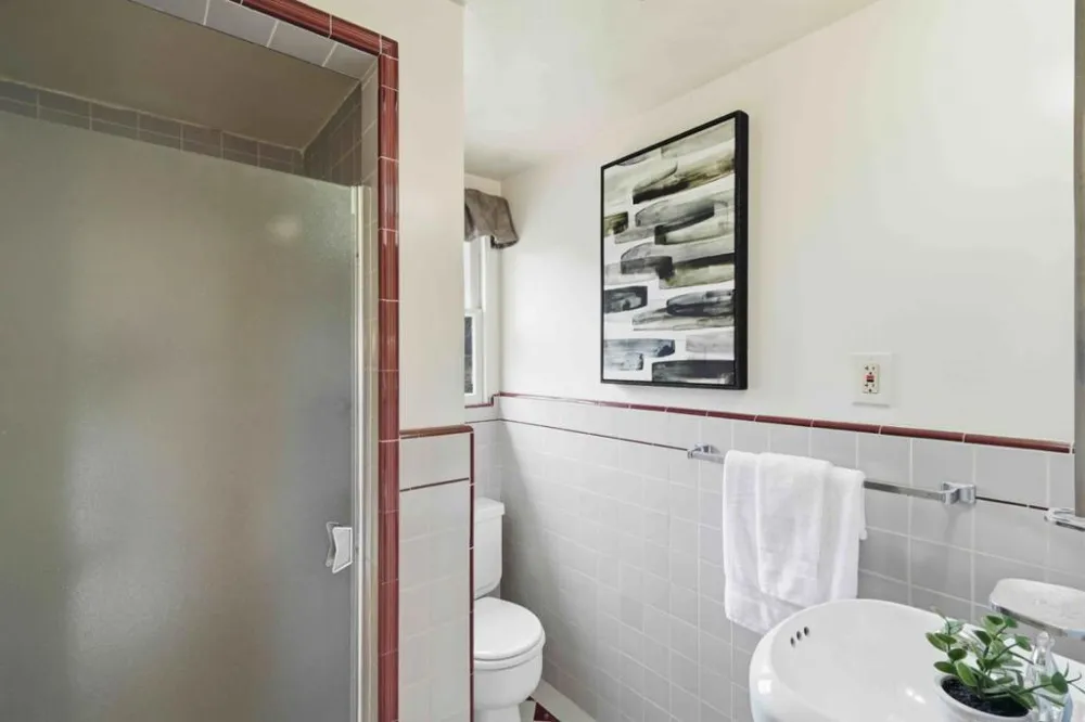 1037 Del Norte Avenue Menlo Park, CA 94025