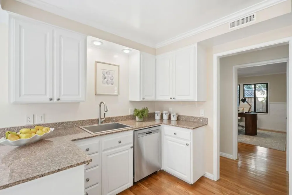 1037 Del Norte Avenue Menlo Park, CA 94025