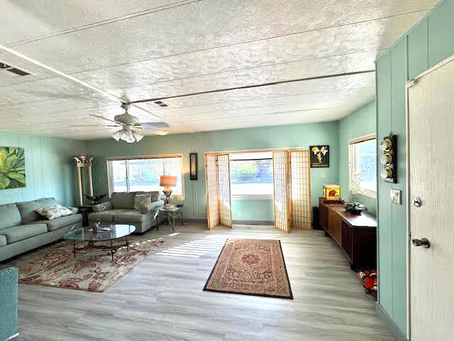 147 Estrada Way Cathedral City, CA 92234