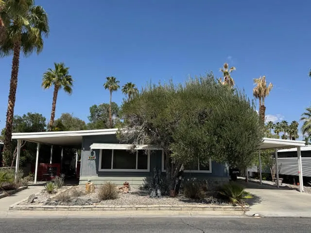 147 Estrada Way Cathedral City, CA 92234