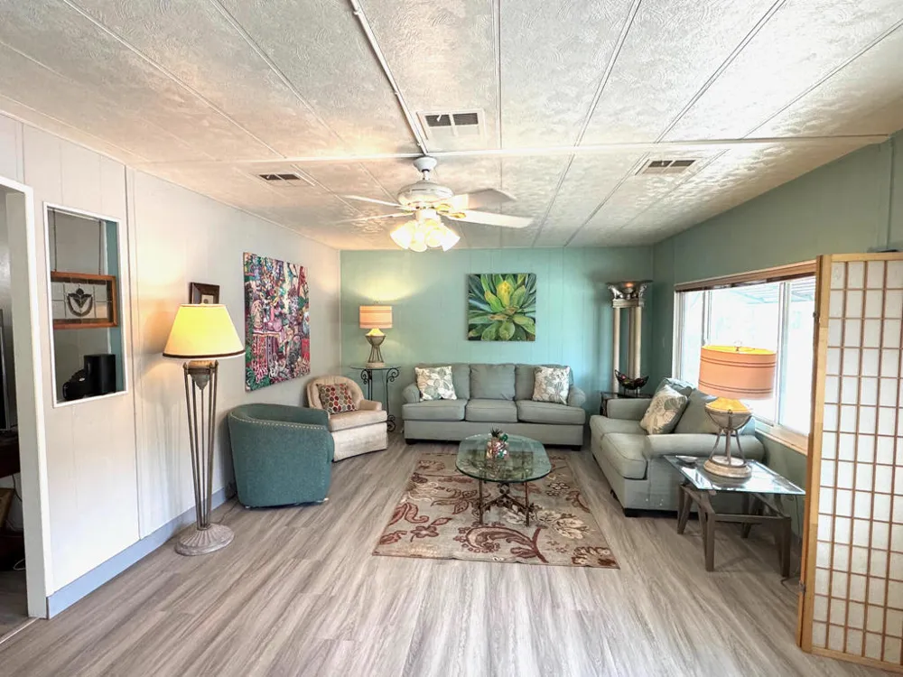 147 Estrada Way Cathedral City, CA 92234