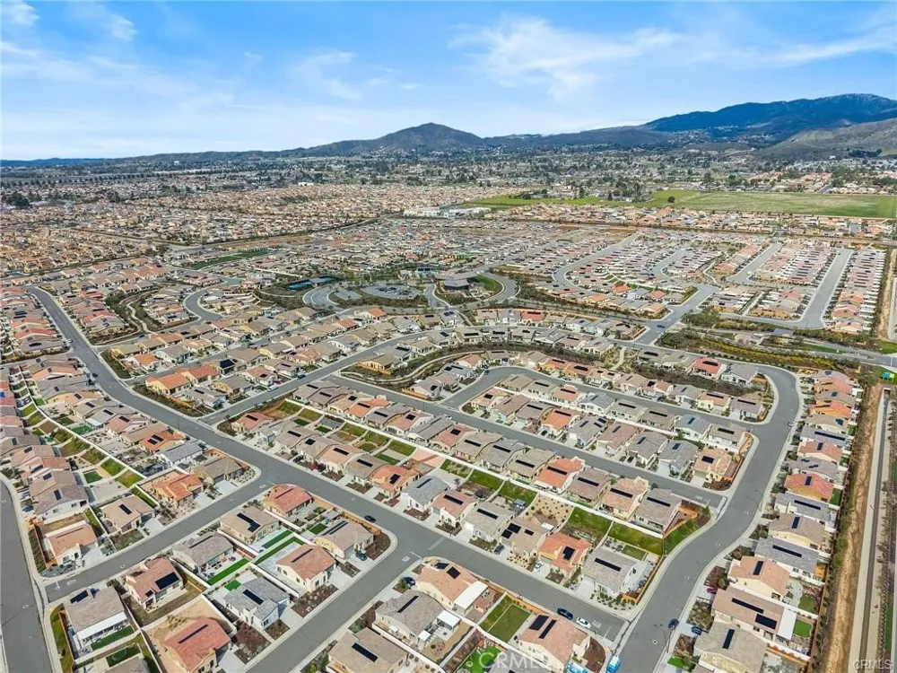 1653 Capri Beaumont, CA 92223