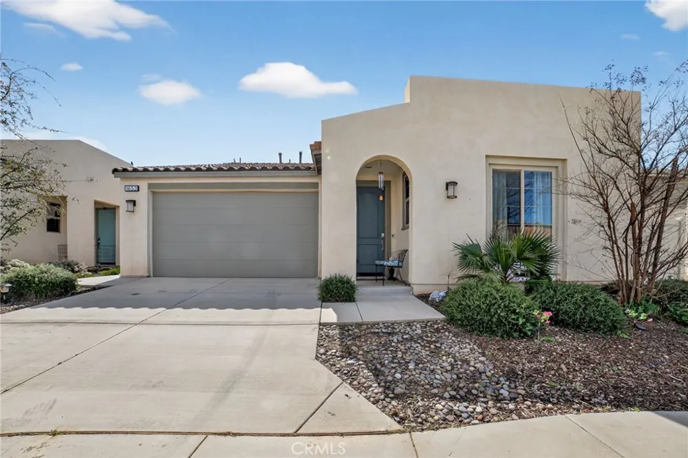 1653 Capri Beaumont, CA 92223
