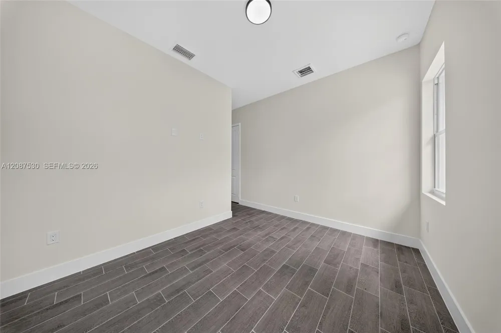 308 Mangonia Lehigh Acres, FL 33974