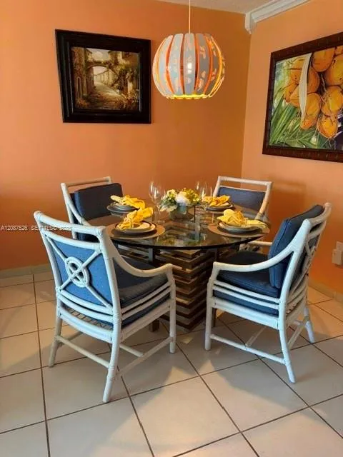 2861 Leonard Dr #F207 Aventura, FL 33160