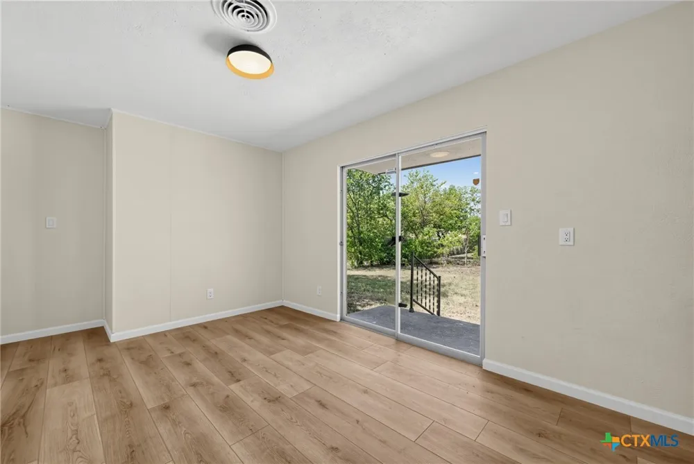 1101 Pine Drive Killeen, TX 76543