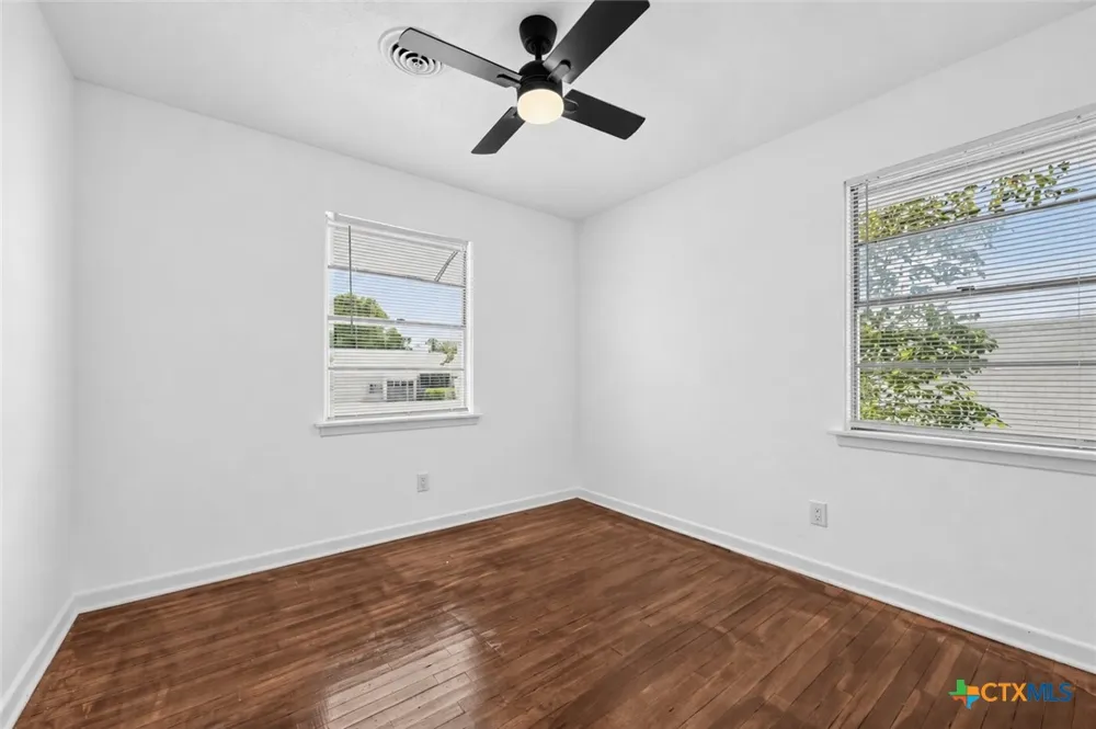 1101 Pine Drive Killeen, TX 76543