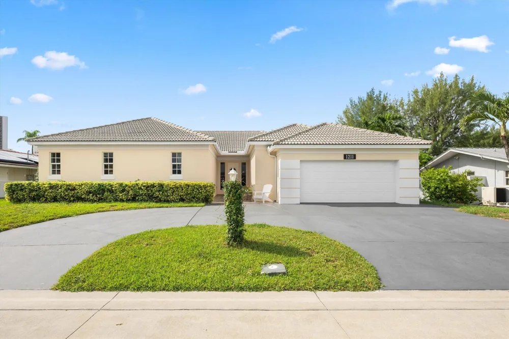 1211 SINGER DRIVE Singer Island, FL 33404